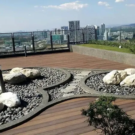 Edusphere Exclusive Suite At Cyberjaya Exterior photo